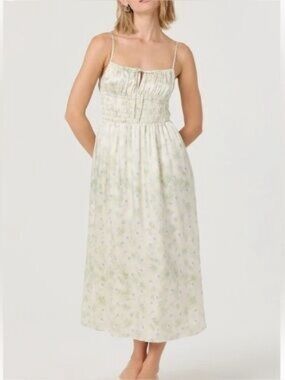 ASTR The Label Ambrosia cream blue floral midi dress medium